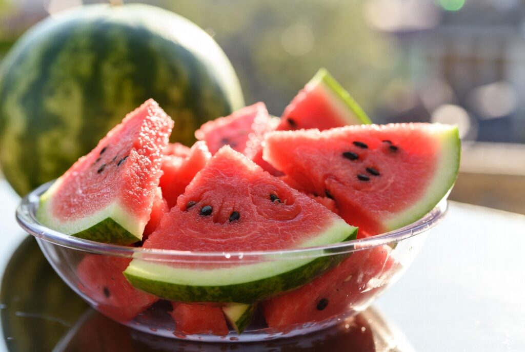 melancia cortada em fatias